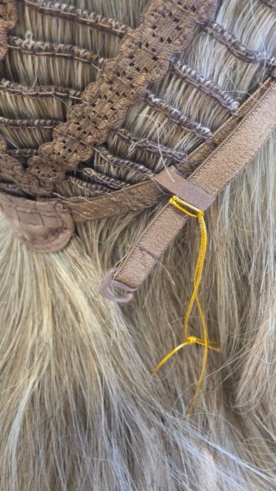Peruka z grzywką, gradient od ciemnego do jasnego blond. 66cm+gratis c