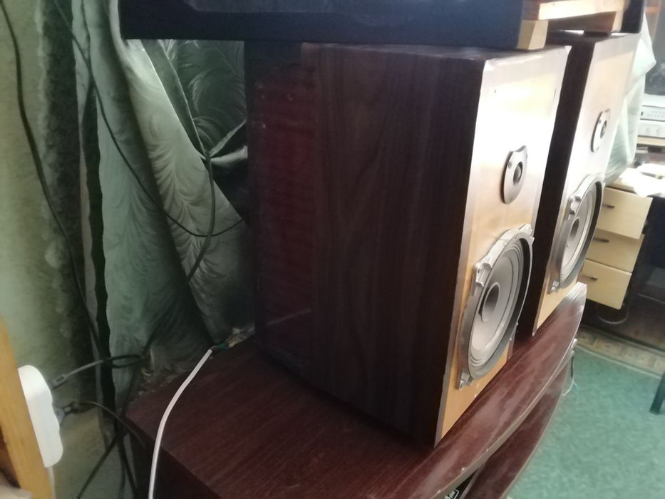 Большие колонки на динамиках 10гд 36к (10гдш) и вч. По цене динамиков.