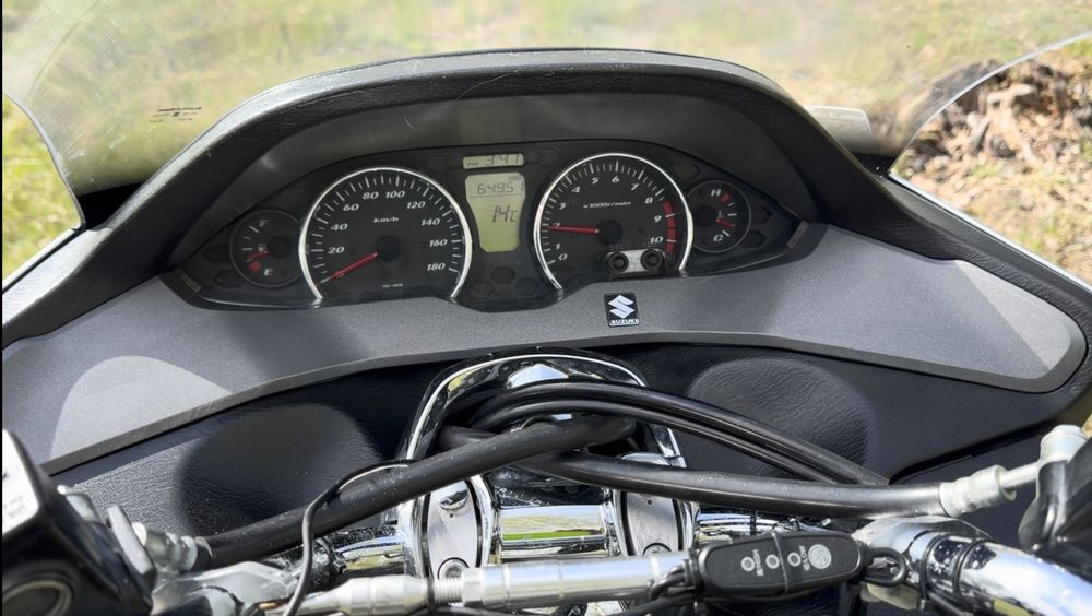 Макси-скутер Suzuki Skywave K7 400 2008.