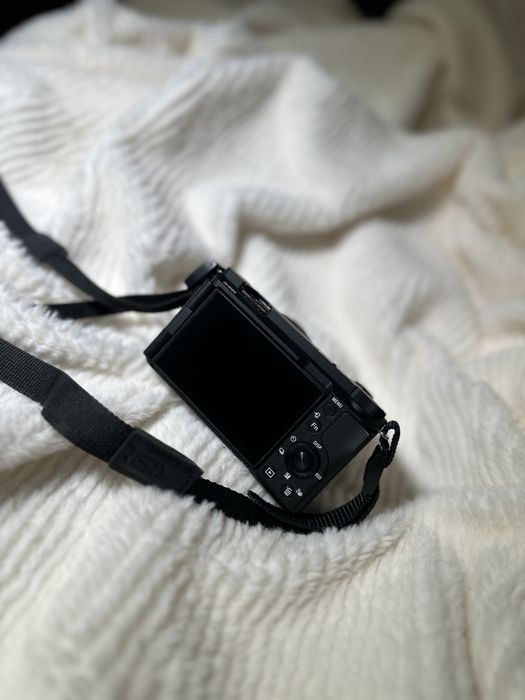 Sony ZV-E10 II + 16-50mm. Ідеальний стан