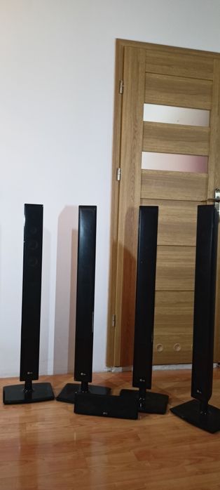 cztery kolumny LG 360w 4 Ω impedancji