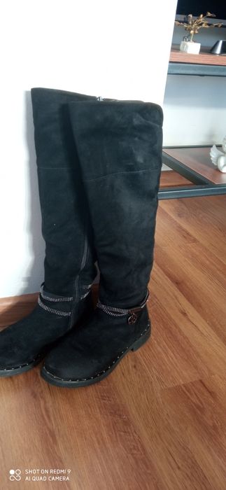 Sprzedam kozaki ocieplane i torebkę