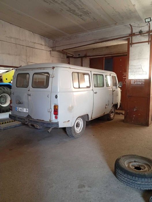 Мікроавтобус УАЗ 2206 Буханка на ходу