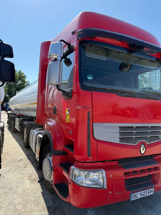 продається бензовоз як новий!