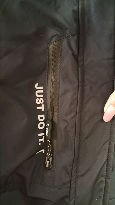 Продам чоловічу зимову куртку