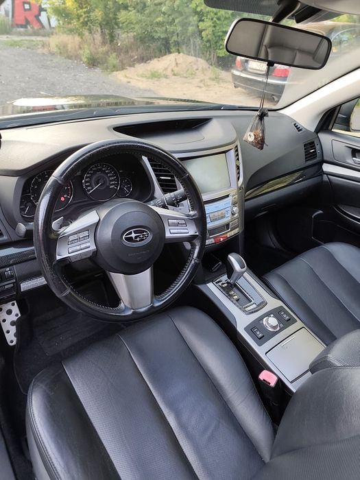 Subaru Legacy 2.5 GT