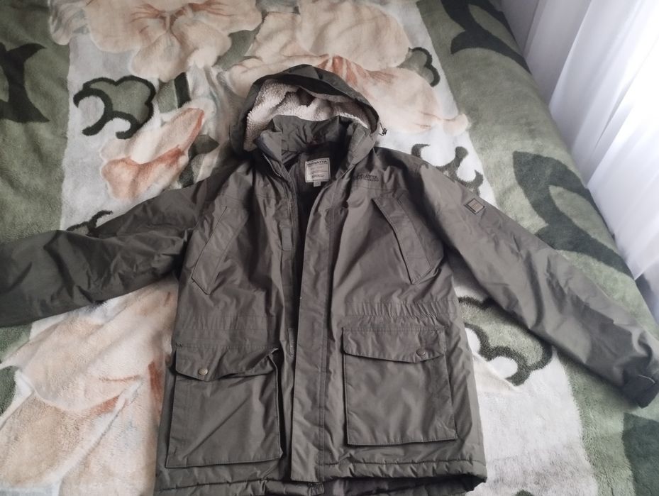 Продам чоловічу куртку(парка)