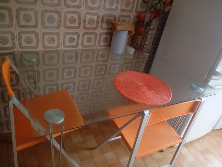 Mesa de cozinha vidro