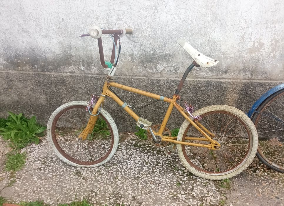 Bicicletas p/ restauro e mais...