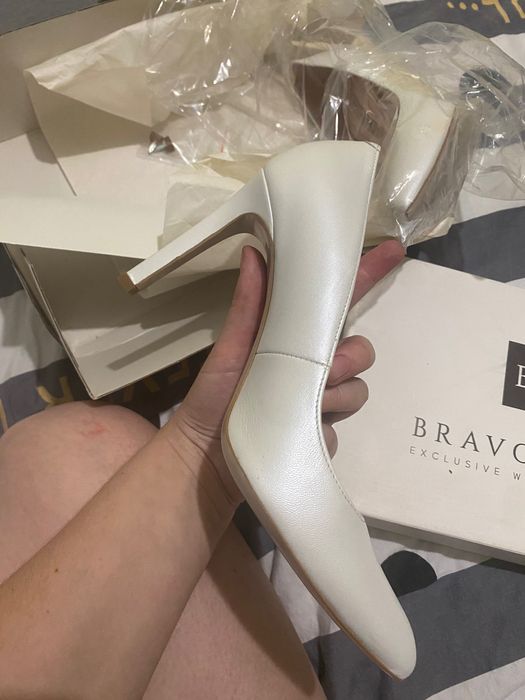 Туфлі . Натуральна шкіра. Італія