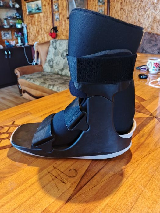 Артез, поддержка голеностопного сустава.