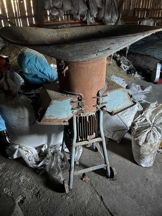 Bąk młynek śrutownik młyn 11kW silnik