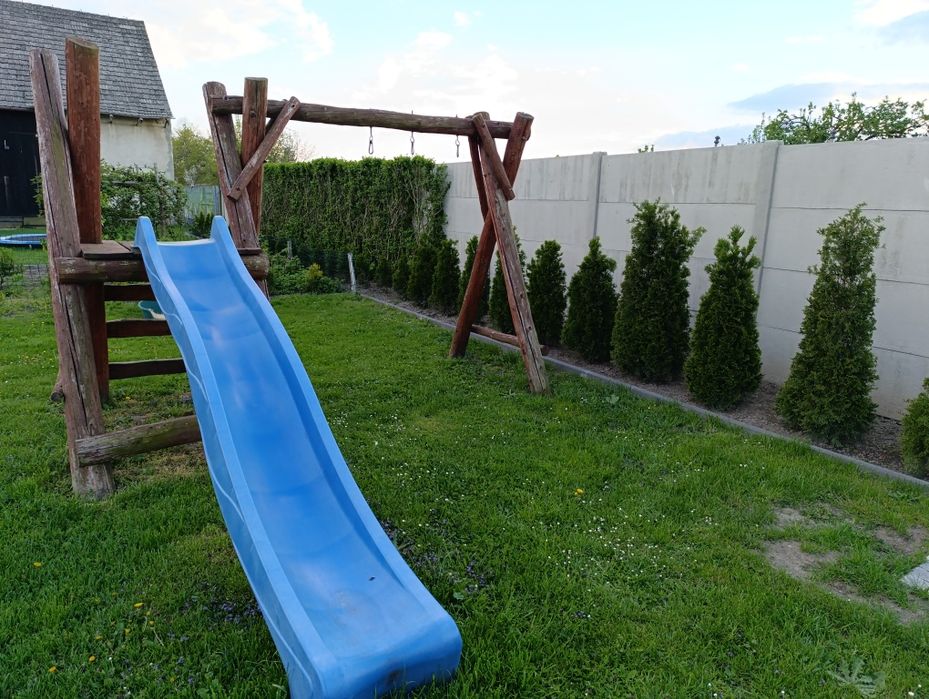 Sprzedam ślizgawkę ogrodową o długości 3 metrów