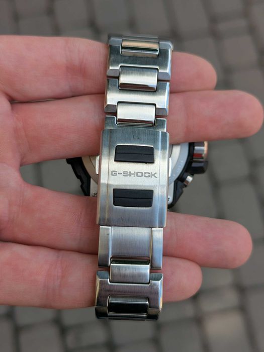 Casio G-SHOCK MTG-S1000D-1A4ER