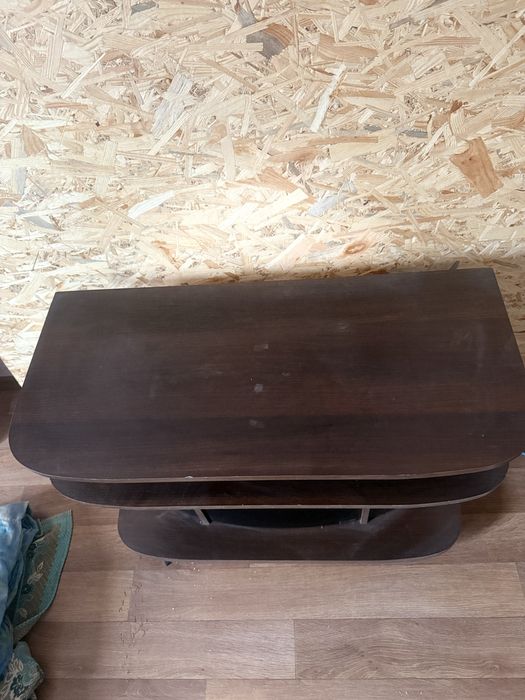 Продам тумбу під телевізор