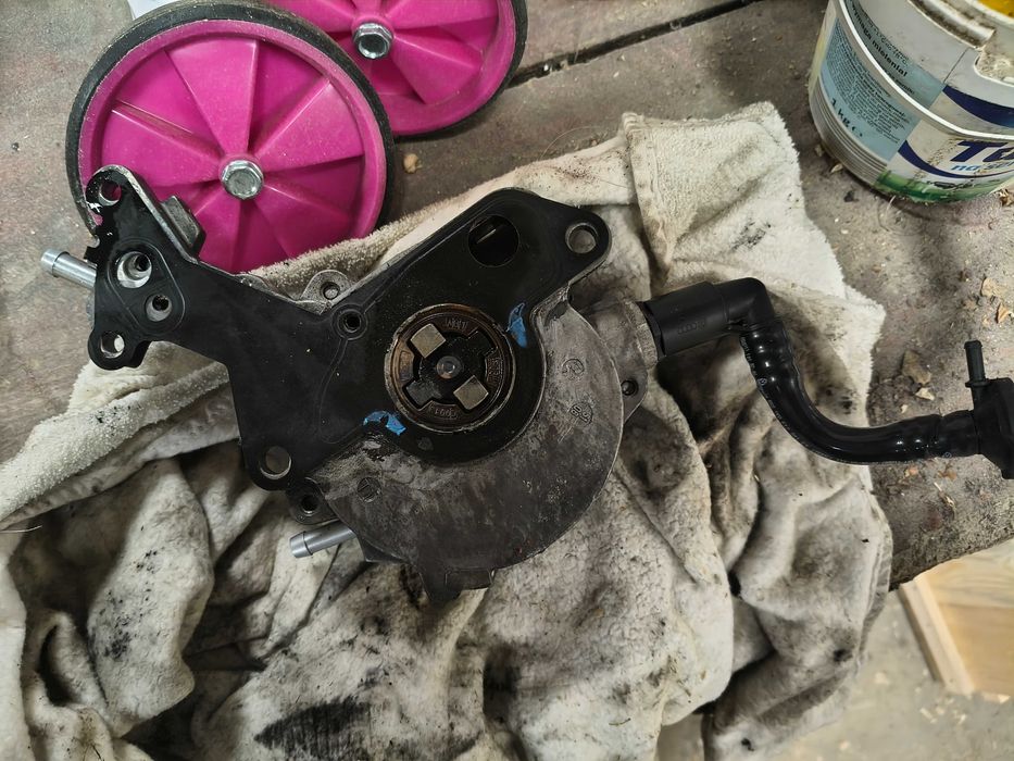 Pompa vacum audi A4 B7 bosch