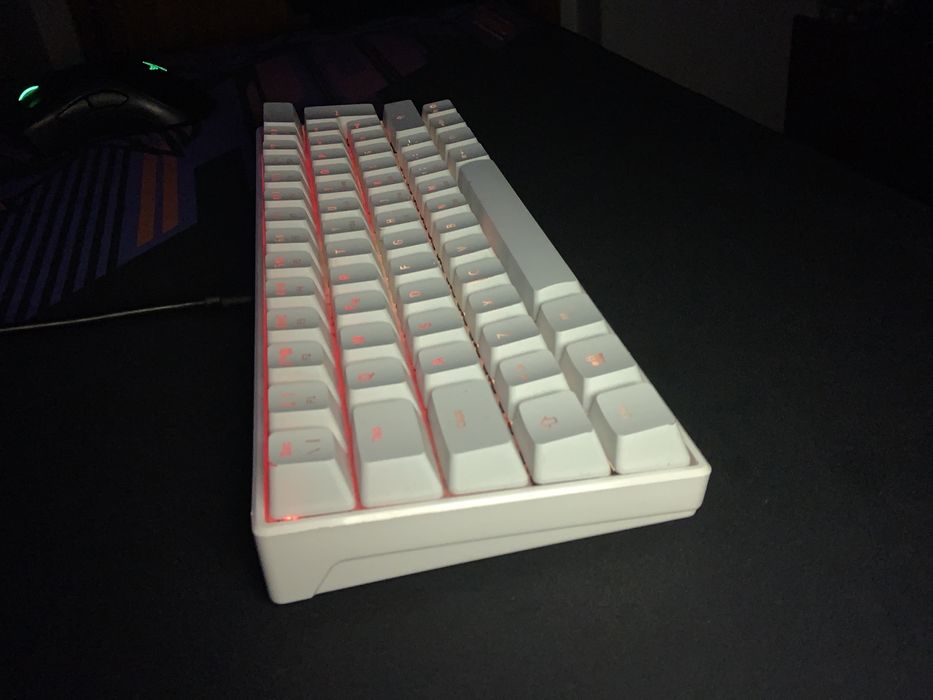 Teclado gaming 60% (Mars gaming) comprei 60€ vendo a 40€