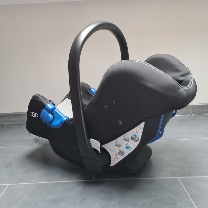 Fotelik niemowlęcy AUDI