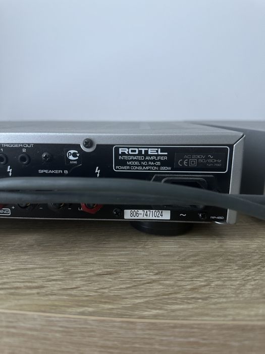 Wzmacniacz Rotel RA 06