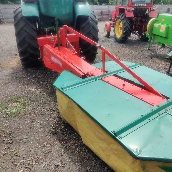 Продам роторну косарку