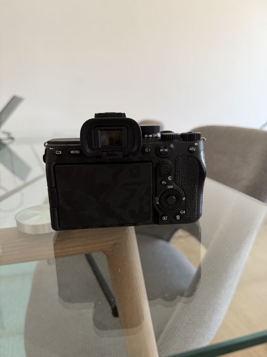 Sony A7IV - Excelente Estado