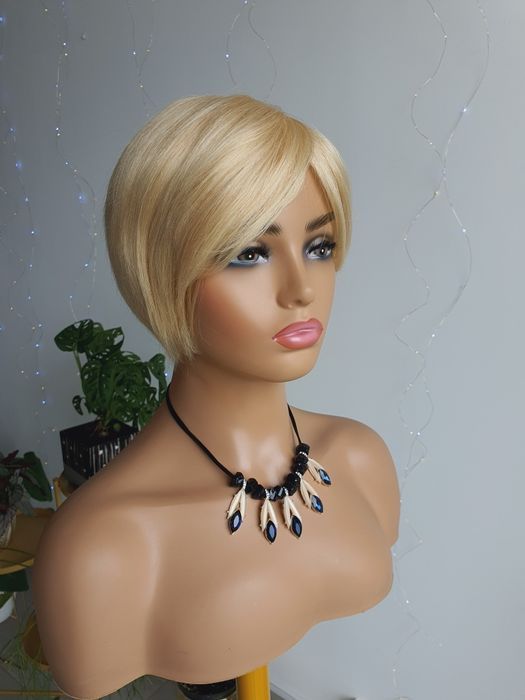 Peruka z włosów naturalnych w 100% krótka blond Beata