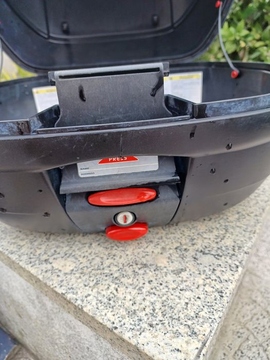 Top case Givi usada