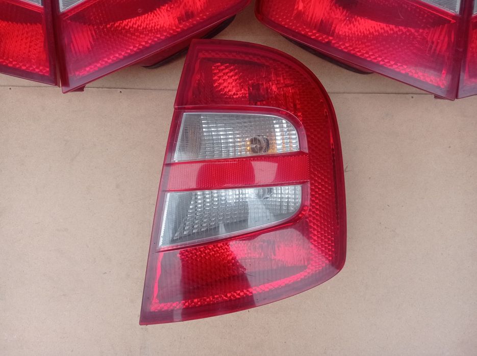Стопи Фонарі Шкода Фабія 1 Хечбек Fabia 1
