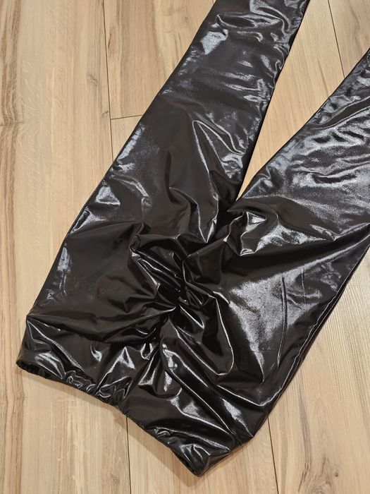 Legginsy błyszczące czarne roz. S