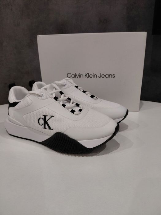 Aкція!!! Кросівки жіночі calvin klein оригнал, у розмірах