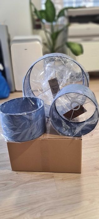 Conjunto abatjours para candeeiros NOVOS  (ainda na embalagem)