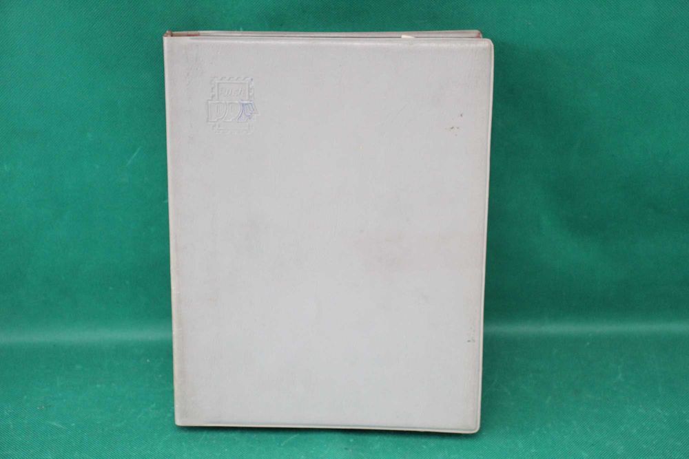 Klaser ze znaczkami nr.19