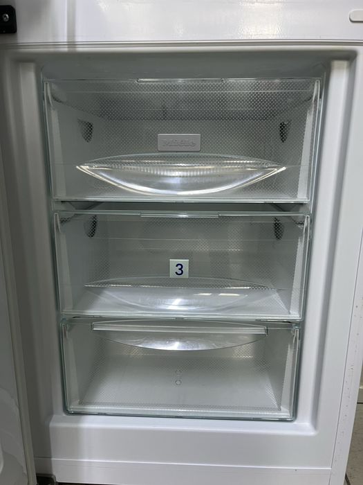 Холодильник Miele KF 12823 SD-3