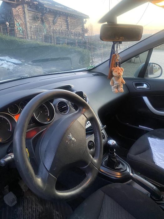 Пежо 308 2010р. 1.6