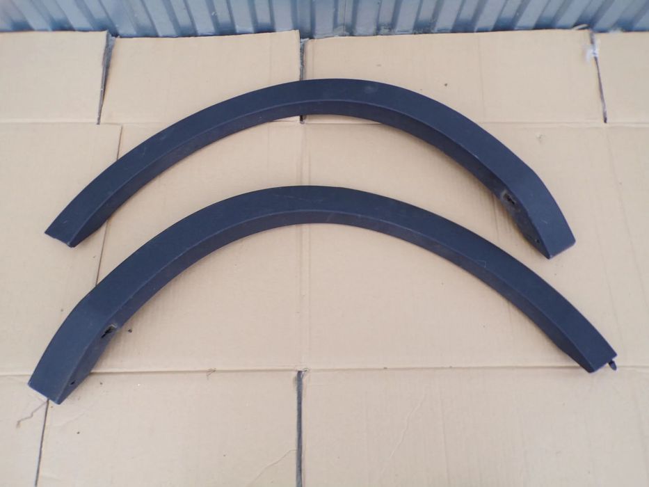 LISTWA BŁOTNIKA PRAWY TYŁ VOLVO XC40 II