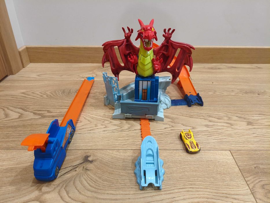 Трек Hot Wheels DWL04 Dragon Blast
