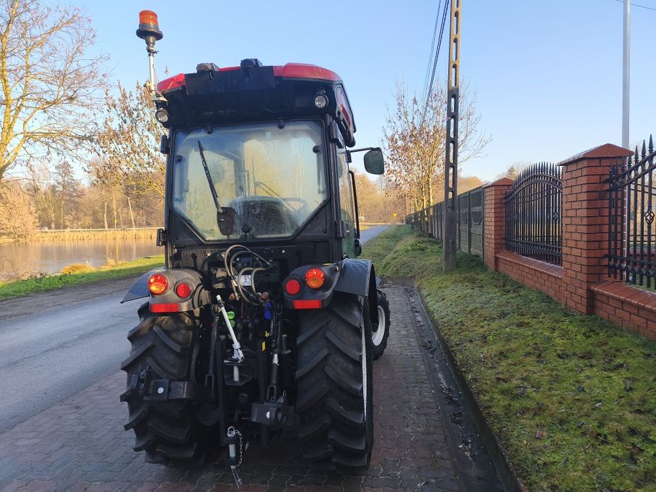 Ciągnik sadowniczy CASE QUANTUM 80N fabrycznie Nowy