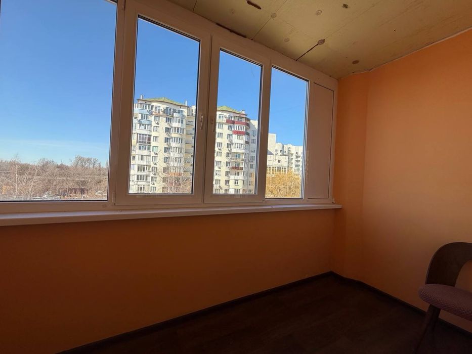 Продам просторную квартиру в Борисполь