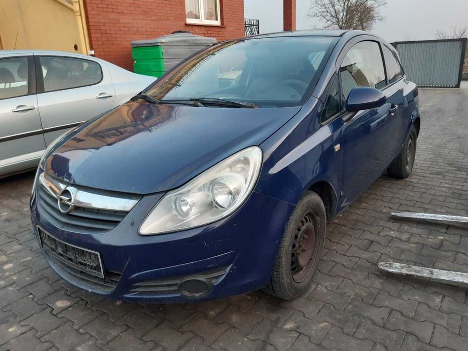 Opel Corsa D Lampy  błotnik  drzwi Kod lakieru Z20Z