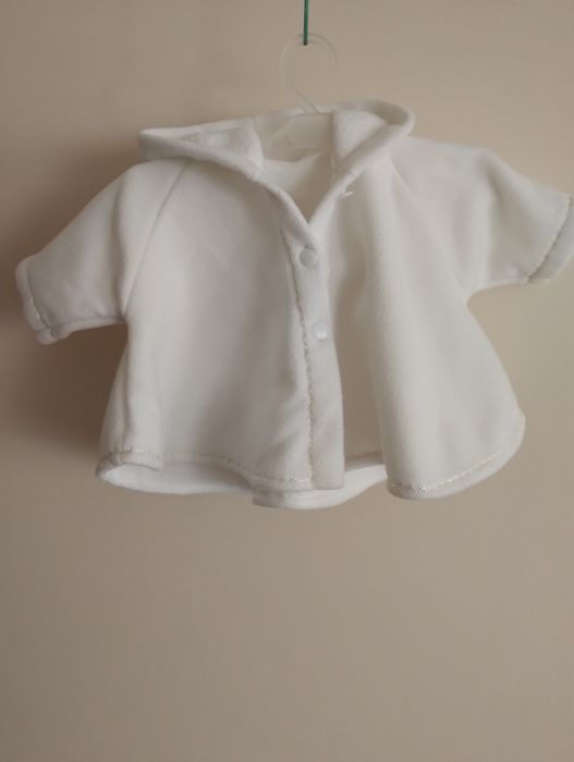 Śliczna pelerynka niemowlęca rozmiar 68