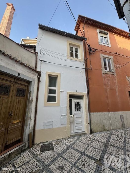 Moradia geminada T2 em Coimbra de 34 m2
