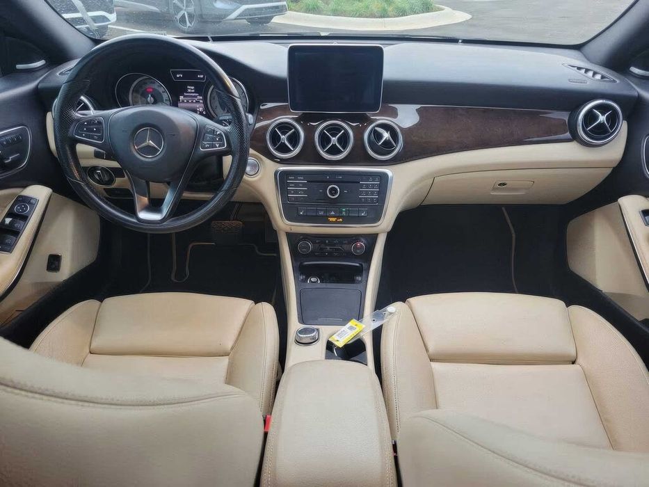 Mercedes-Benz CLA 250      2016