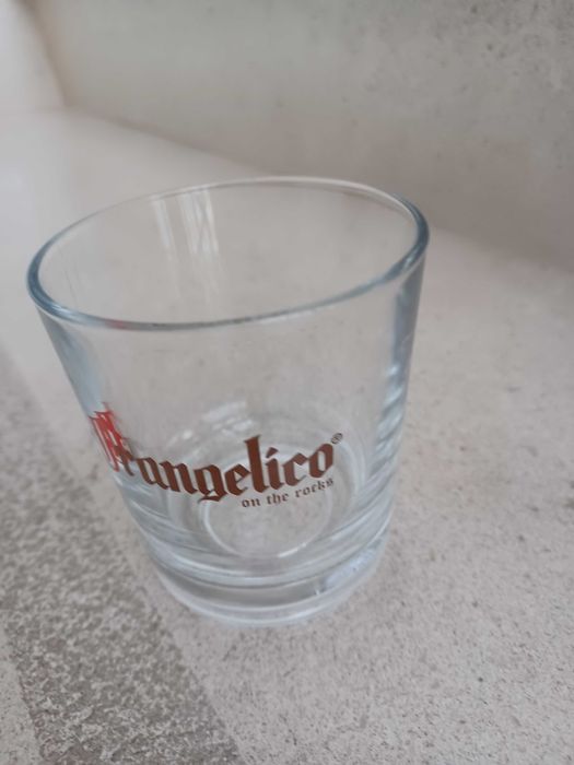 Copo personalizado da marca Frangelico