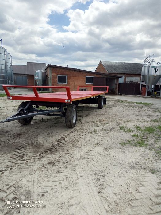 Przyczepa laweta do balotów bel siana słomy