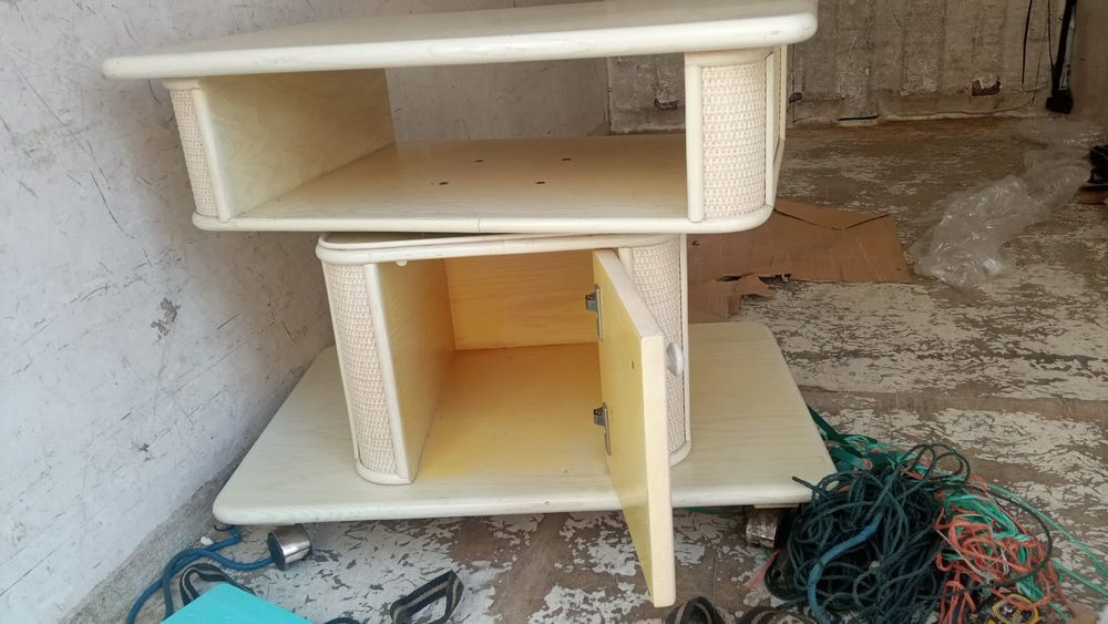 Móvel giratório para tv