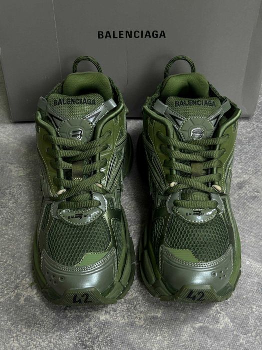 BALENCIAGA Runner кроссовки зеленые кеди кросівки зелені 43 41 42 39