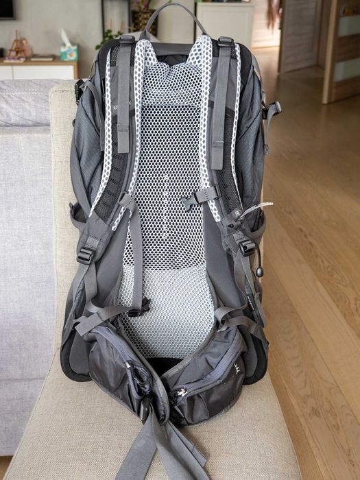 Plecak turystyczny Osprey Stratos 24 (Vision Gray)