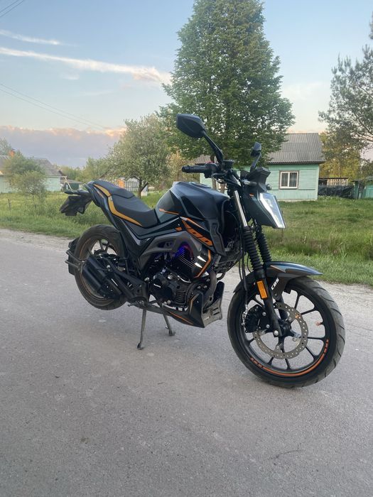 Продам Musstang ST 200 Стан Нового
