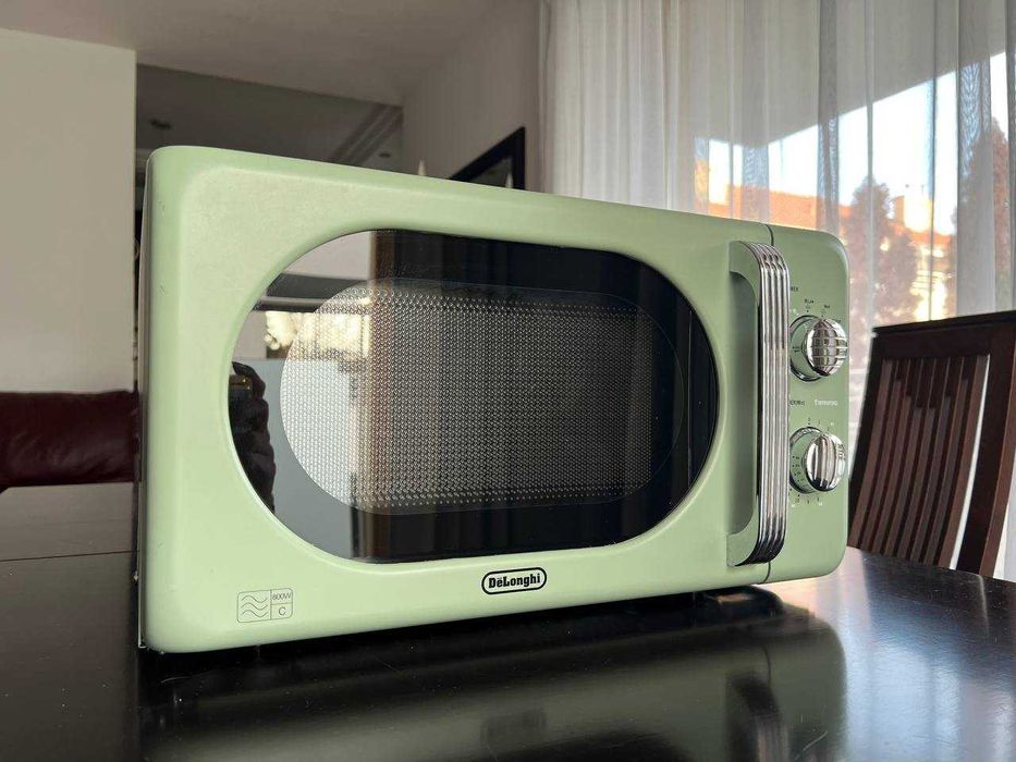 Kuchenka Mikrofalowa Mikrofalówka 20L De Longhi