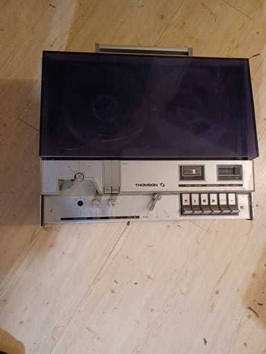 Magnetofon szpulowy Tomson ZK 240 proodukowany w ZRK UNITRA